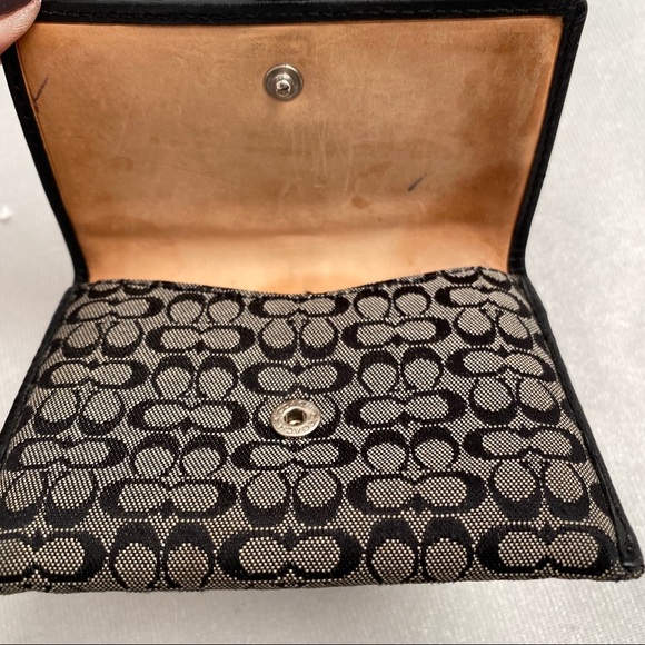 Coach Signature logo canvas C logo polished nickel buckle wallet - Picture 2 of 7